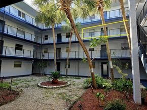 2860 Somerset Dr 317K, Lauderdale Lakes FL 33311