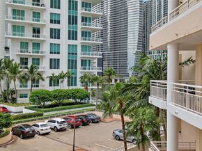 888 Brickell Key Dr 500, Miami FL 33131