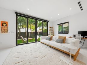 3061 SW 21st Ter 3061, Miami FL 33145