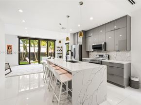 3061 SW 21st Ter 3061, Miami FL 33145