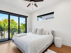 3061 SW 21st Ter 3061, Miami FL 33145