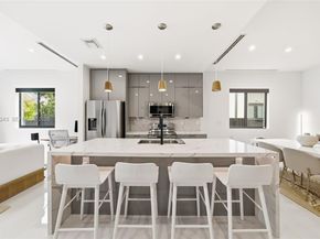 3061 SW 21st Ter 3061, Miami FL 33145