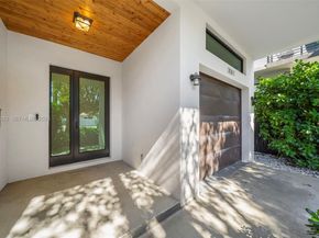 3061 SW 21st Ter 3061, Miami FL 33145