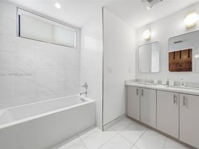 3061 SW 21st Ter 3061, Miami FL 33145