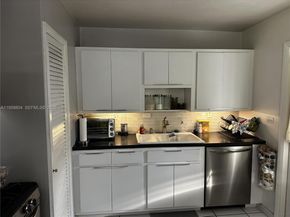 3860 SW 121st Ave, Miami FL 33175