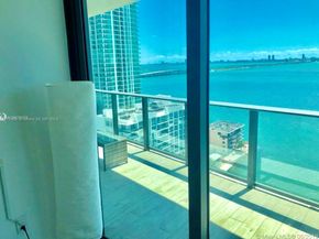 460 NE 28th St 1907, Miami FL 33137