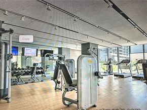 460 NE 28th St 1907, Miami FL 33137