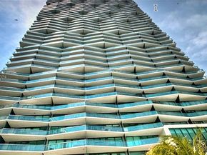 460 NE 28th St 1907, Miami FL 33137