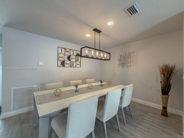 1260 NW 112th Way, Coral Springs FL 33071