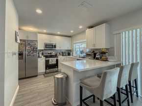 1260 NW 112th Way, Coral Springs FL 33071