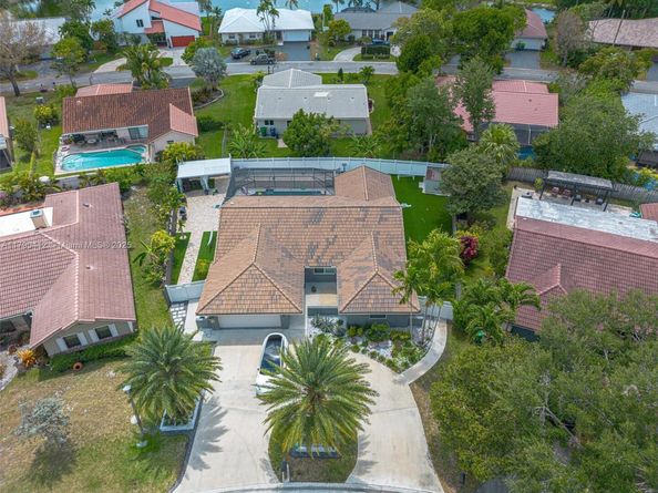 1260 NW 112th Way, Coral Springs FL 33071