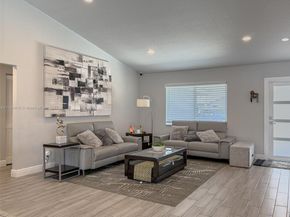 1260 NW 112th Way, Coral Springs FL 33071