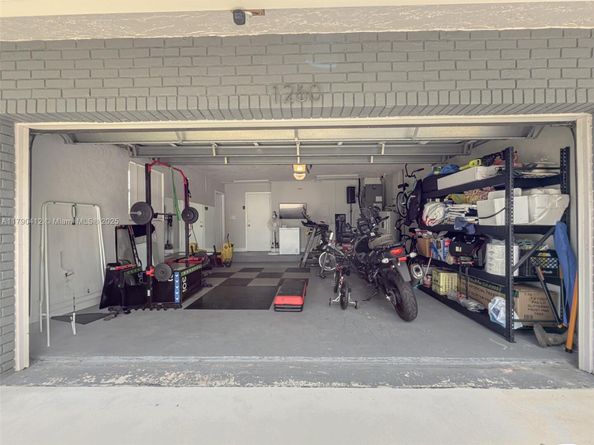 1260 NW 112th Way, Coral Springs FL 33071