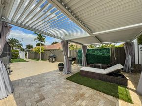 1260 NW 112th Way, Coral Springs FL 33071