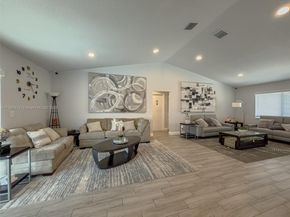 1260 NW 112th Way, Coral Springs FL 33071