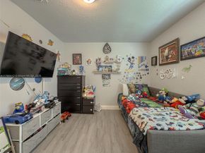 1260 NW 112th Way, Coral Springs FL 33071