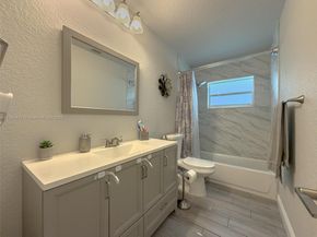 1260 NW 112th Way, Coral Springs FL 33071