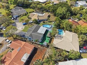 8555 NW 25th Pl, Coral Springs FL 33065