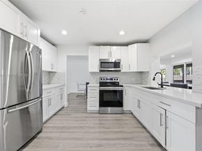 8555 NW 25th Pl, Coral Springs FL 33065