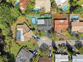 8555 NW 25th Pl, Coral Springs FL 33065