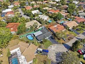 8555 NW 25th Pl, Coral Springs FL 33065