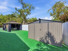 8555 NW 25th Pl, Coral Springs FL 33065