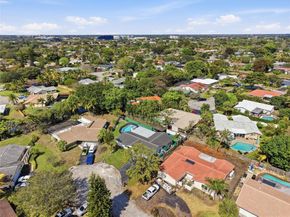 8555 NW 25th Pl, Coral Springs FL 33065