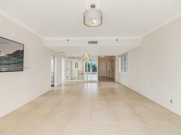 19236 Fisher Island Dr 19236, Miami Beach FL 33109