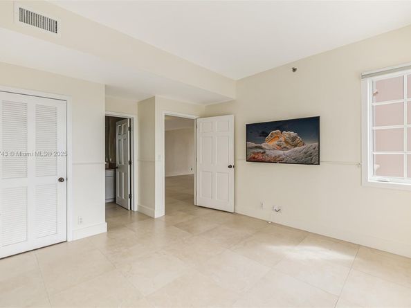 19236 Fisher Island Dr 19236, Miami Beach FL 33109