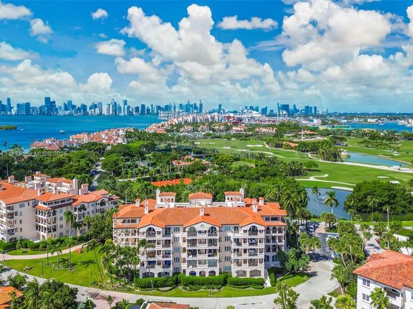 19236 Fisher Island Dr 19236, Miami Beach FL 33109
