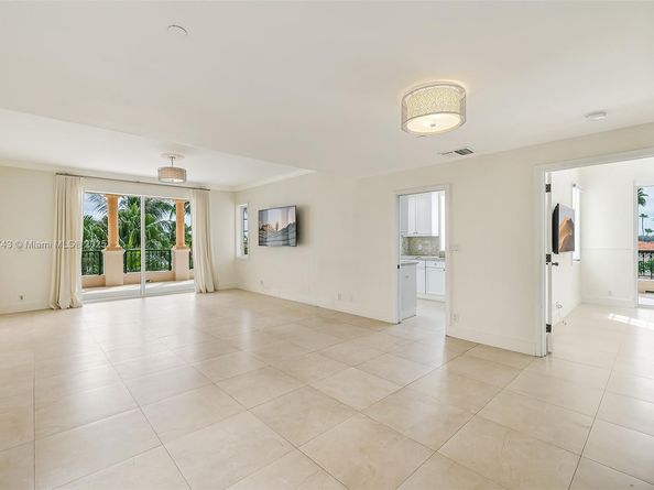 19236 Fisher Island Dr 19236, Miami Beach FL 33109