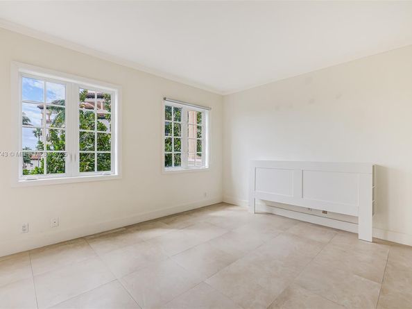 19236 Fisher Island Dr 19236, Miami Beach FL 33109