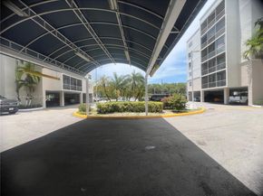2821 N Miami Beach Blvd 2E, North Miami Beach FL 33160