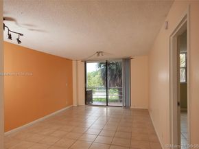 2821 N Miami Beach Blvd 2E, North Miami Beach FL 33160