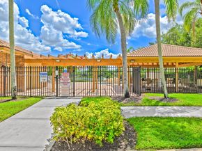 2202 Charleston, Weston FL 33326