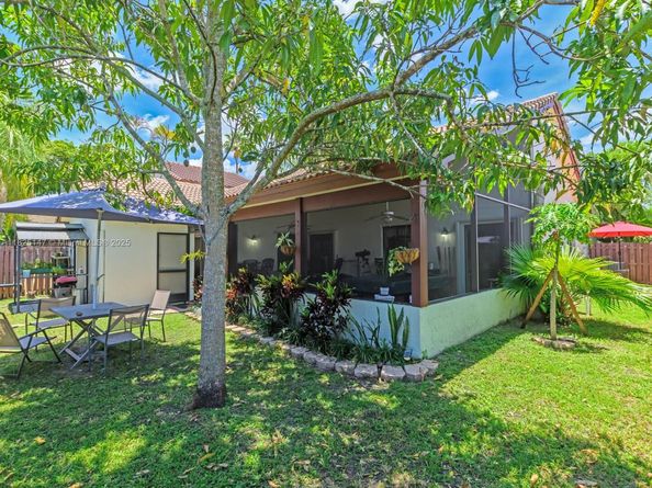 2202 Charleston, Weston FL 33326