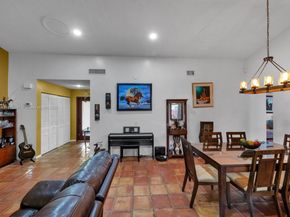 2202 Charleston, Weston FL 33326