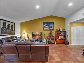 2202 Charleston, Weston FL 33326