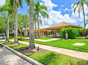 2202 Charleston, Weston FL 33326