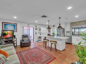 2202 Charleston, Weston FL 33326