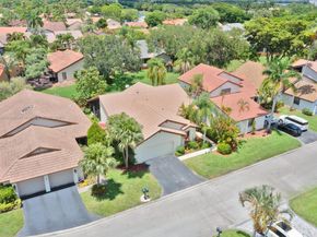 2202 Charleston, Weston FL 33326