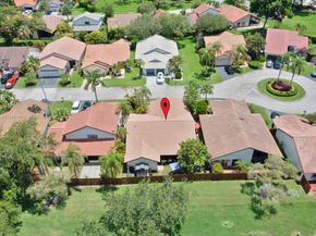 2202 Charleston, Weston FL 33326