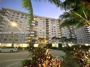 401 Golden Isles Dr 902, Hallandale Beach FL 33009