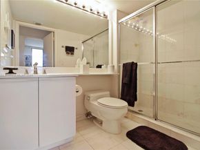 3400 NE 192nd St 307, Aventura FL 33180