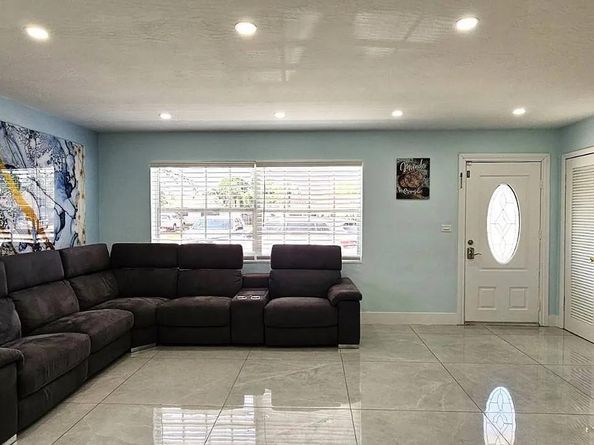 9770 SW 13th Ter, Miami FL 33174