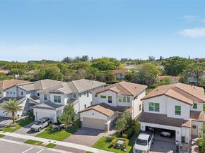 4204 Veleiros Ave, Deerfield Beach FL 33064