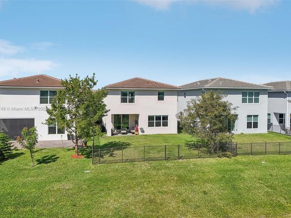 4204 Veleiros Ave, Deerfield Beach FL 33064