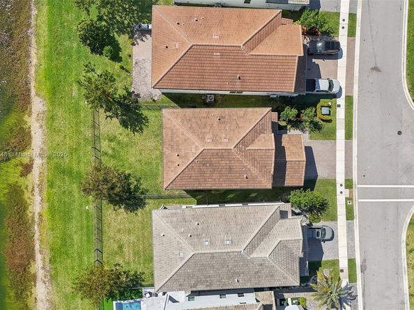 4204 Veleiros Ave, Deerfield Beach FL 33064