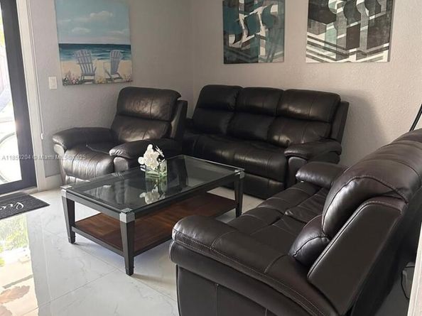 12812 SW 47th Ter, Miami FL 33175