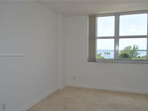 770 Claughton Island Dr 810, Miami FL 33131